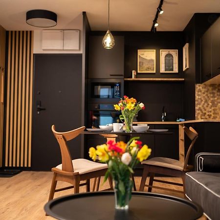 Apartament No1 Wyszynskiego Wroclaw Ngoại thất bức ảnh