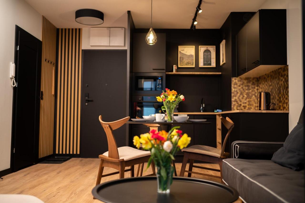 Apartament No1 Wyszynskiego Wroclaw Ngoại thất bức ảnh