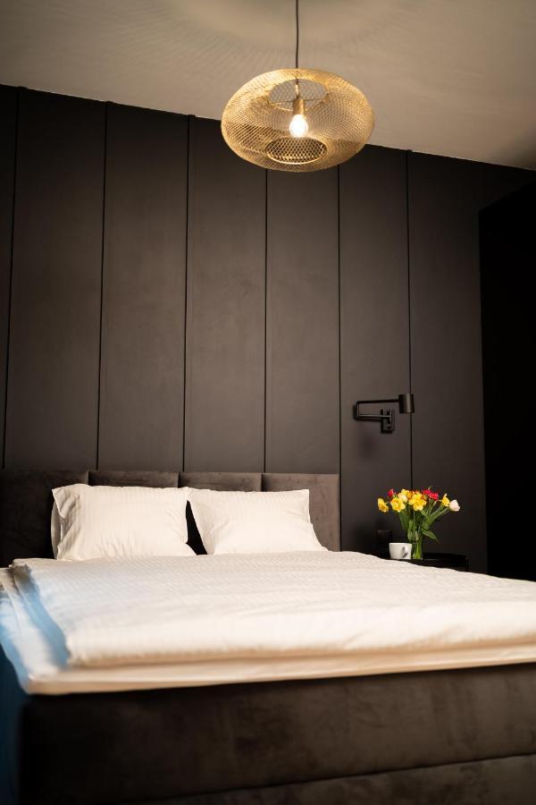 Apartament No1 Wyszynskiego Wroclaw Ngoại thất bức ảnh